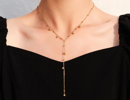 The Perfect Necklace to Wear On Your Date Night